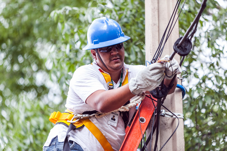 COMBO INSTALADOR DE INTERNET